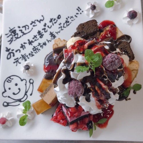 「プレート付きアニバーサリーコース」通常3800円→3500円のイメージ