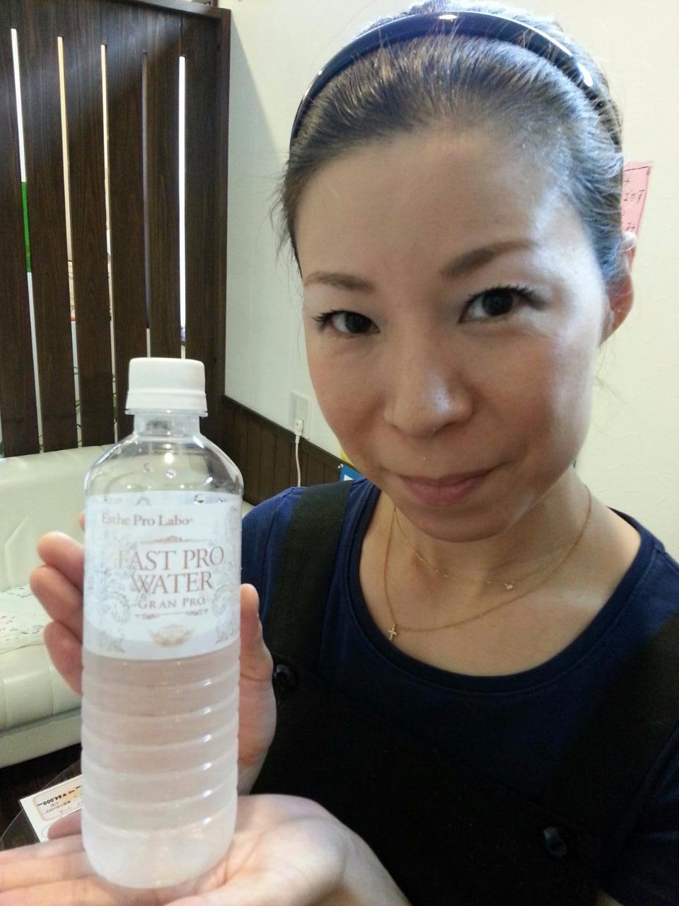 桑原明子の写真