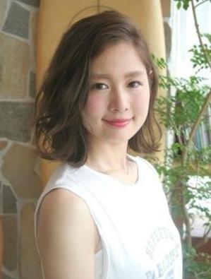 アッシュブラウンのボブショートイメージ1