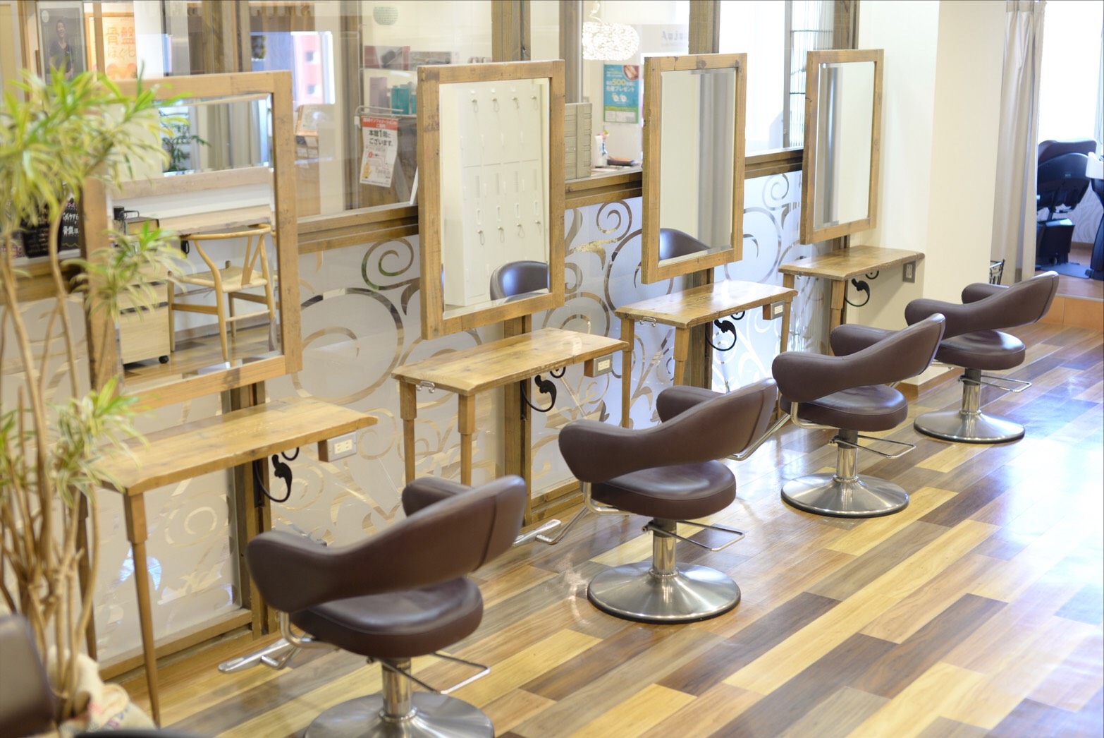 美容室CINQ(サンク) パルシェ店イメージ1