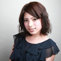 カット+プラチナカラー+つや髪トリートメント(ホームケア付)のイメージ