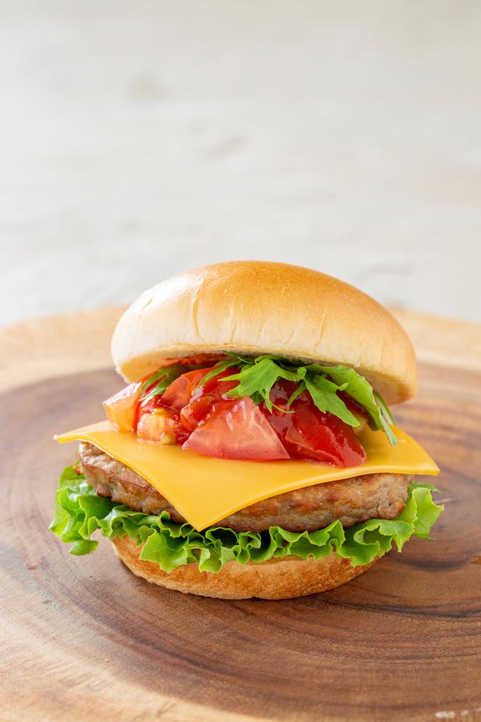 チーズバーガー+ポテト 600円→500円イメージ1